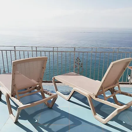 Bed & Breakfast E Oltremare Marina di Camerota