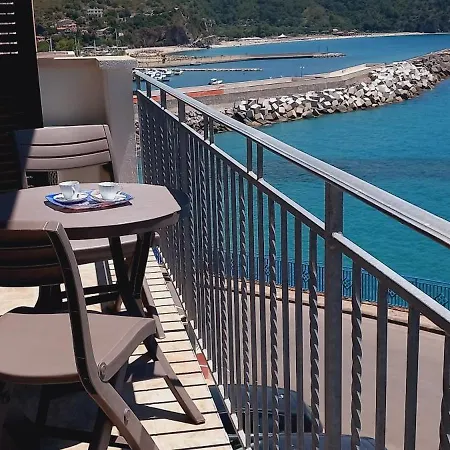 Bed & Breakfast E Oltremare Marina di Camerota
