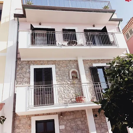 E Oltremare Bed & Breakfast *